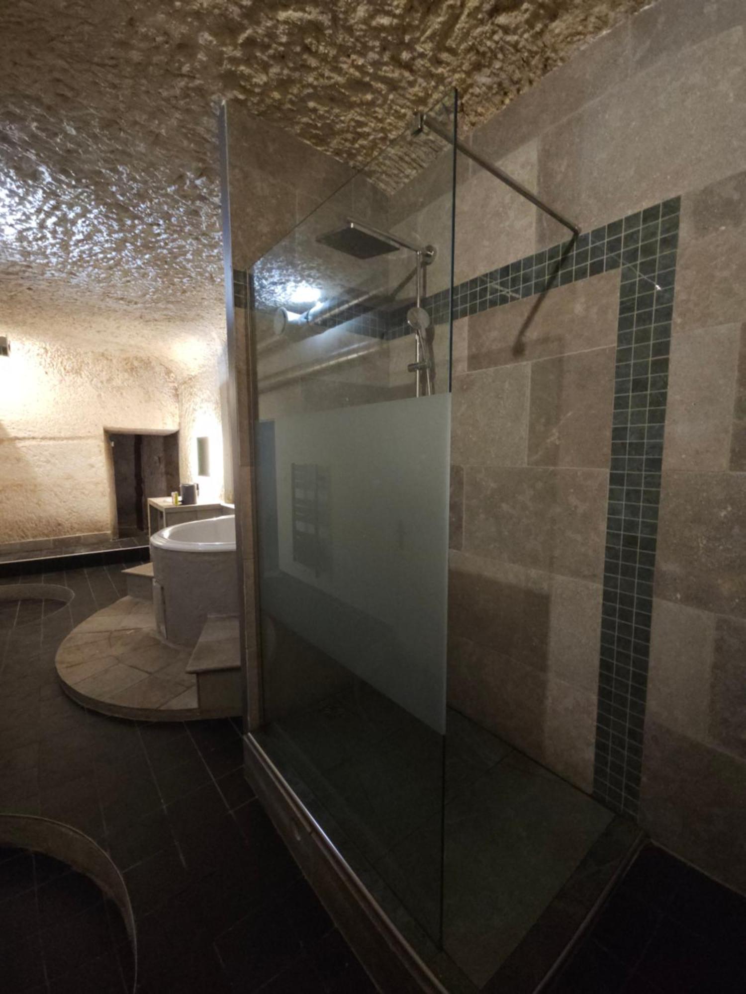 Troglodyte Baths Apartamento Saint-Étienne-de-Chigny Exterior foto